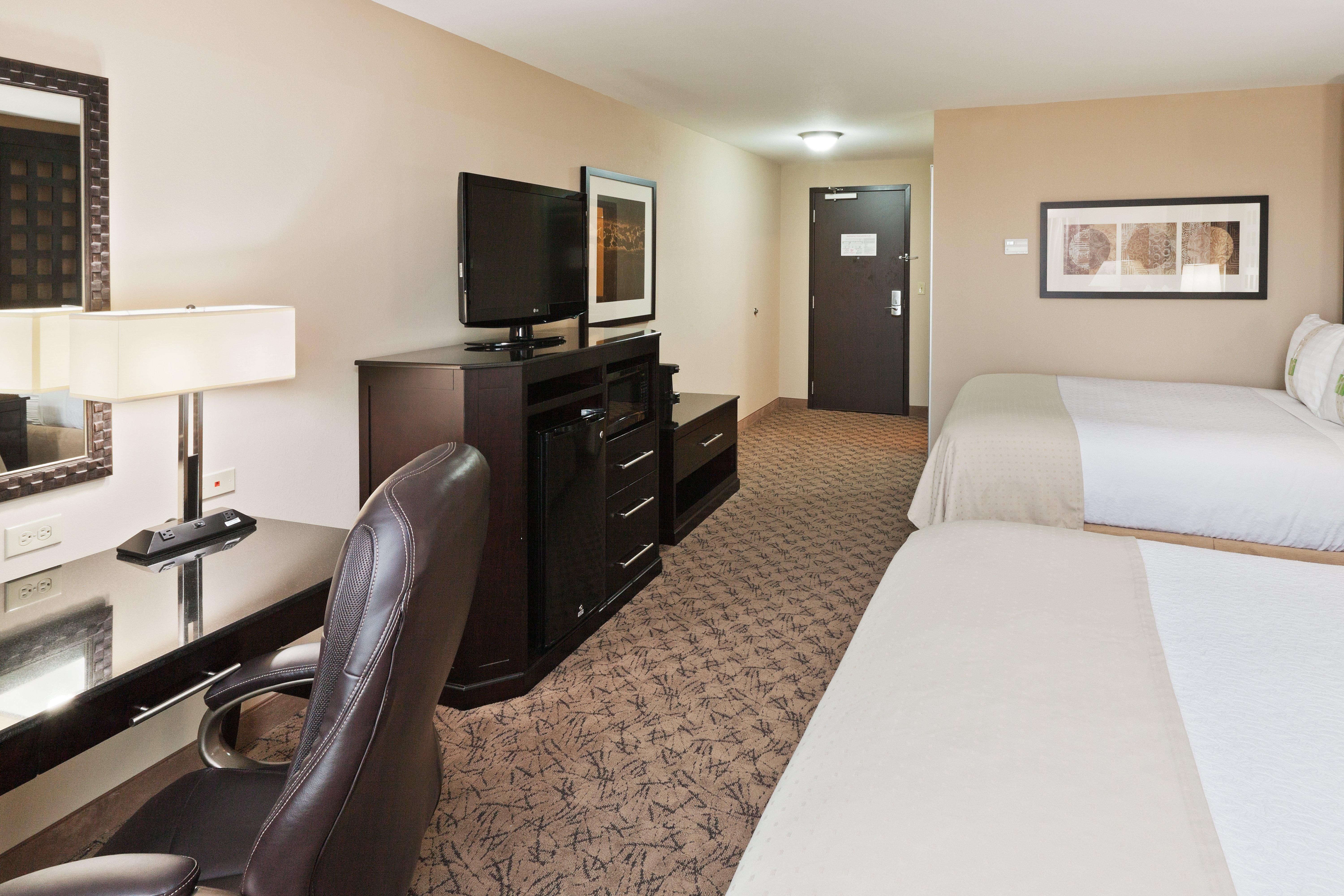 Holiday Inn Hotel & Suites Tulsa South By Ihg Exterior foto
